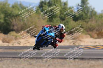 media/Nov-06-2022-SoCal Trackdays (Sun) [[208d2ccc26]]/Turn 7 Set 2 (1050am)/